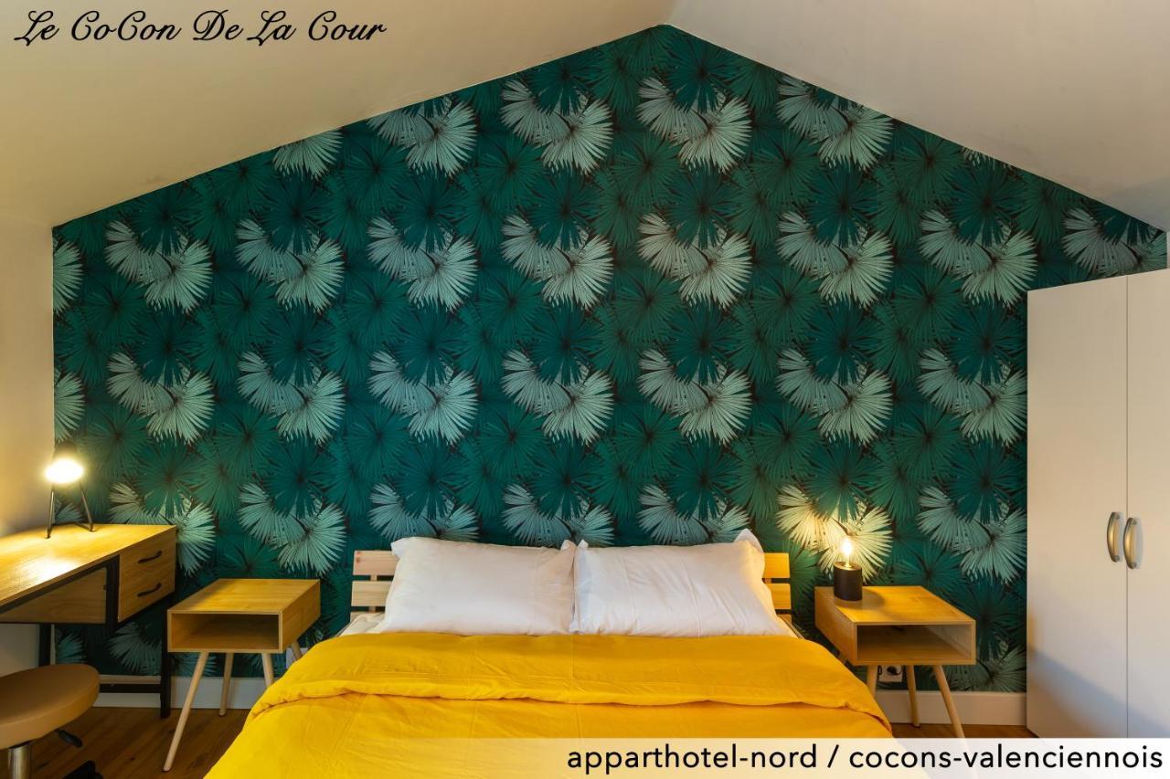 Le Cocon De La Cour Apartment Valenciennes Bagian luar foto