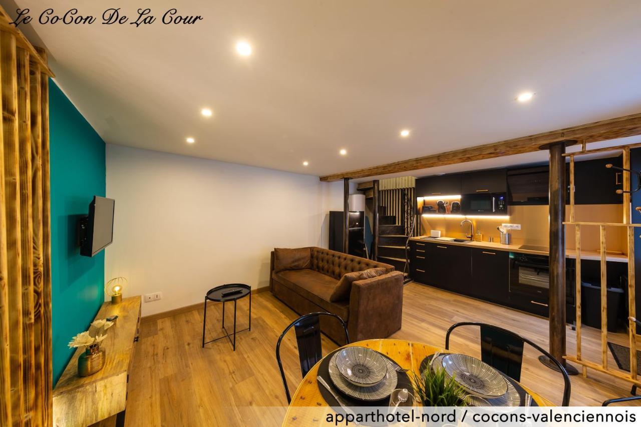 Le Cocon De La Cour Apartment Valenciennes Bagian luar foto