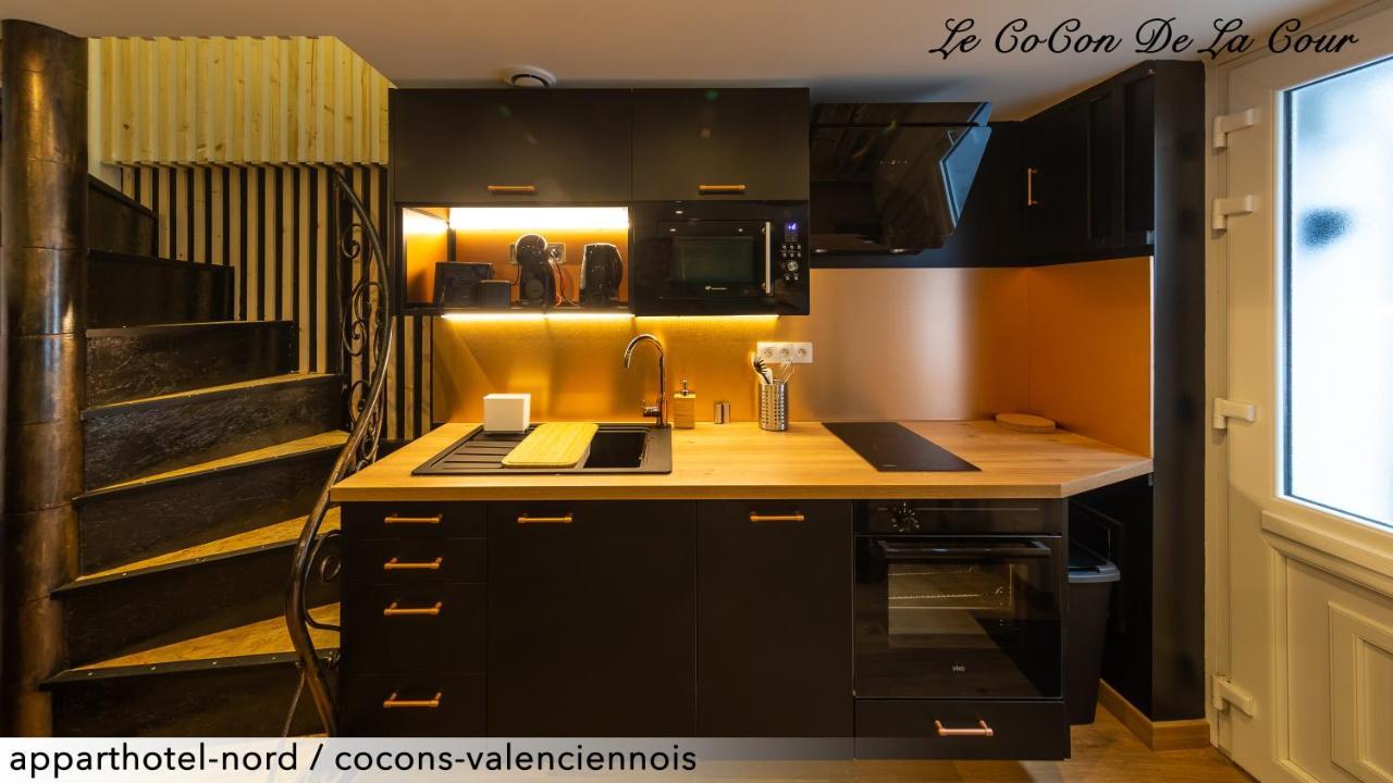 Le Cocon De La Cour Apartment Valenciennes Bagian luar foto