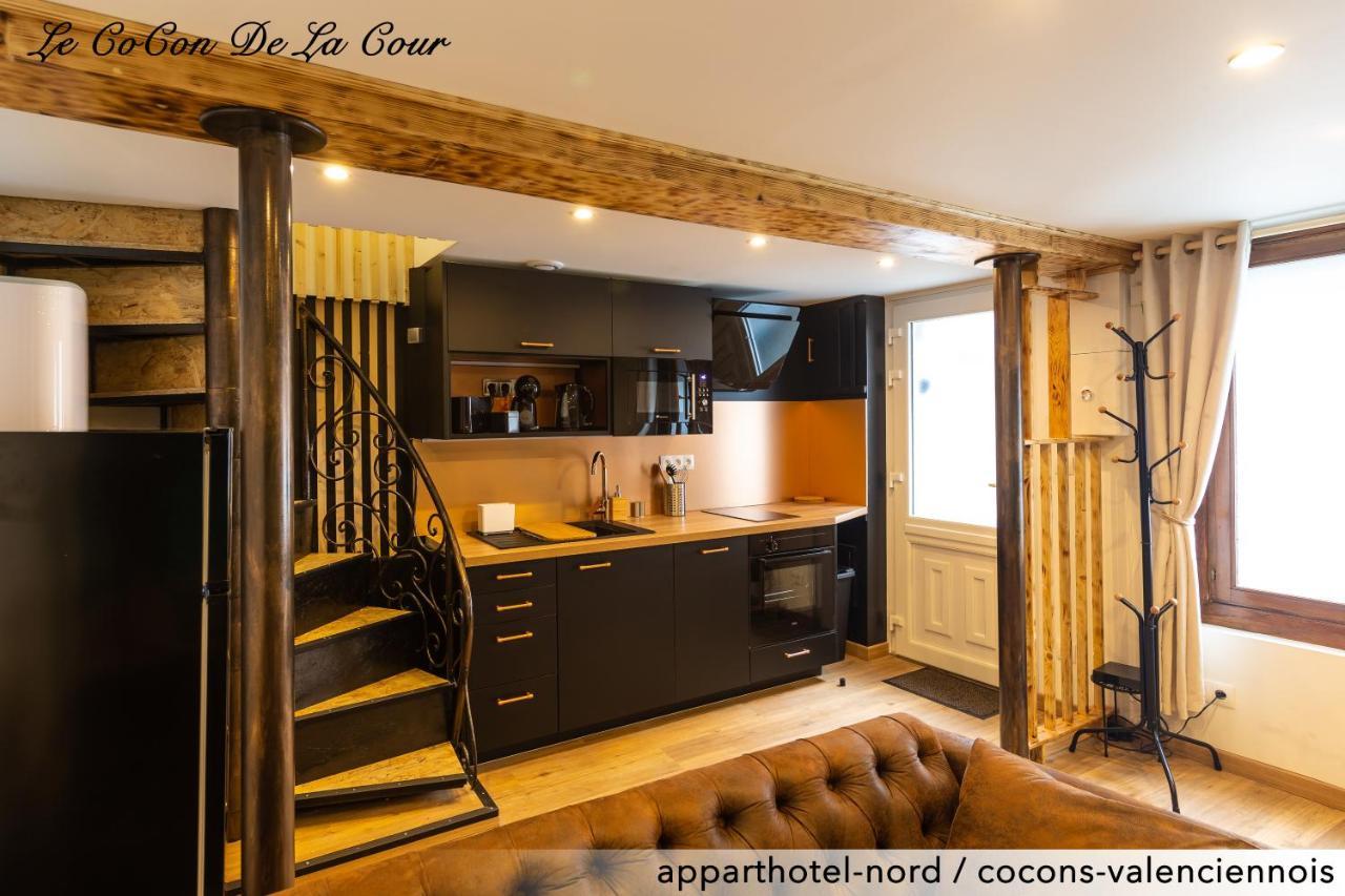 Le Cocon De La Cour Apartment Valenciennes Bagian luar foto