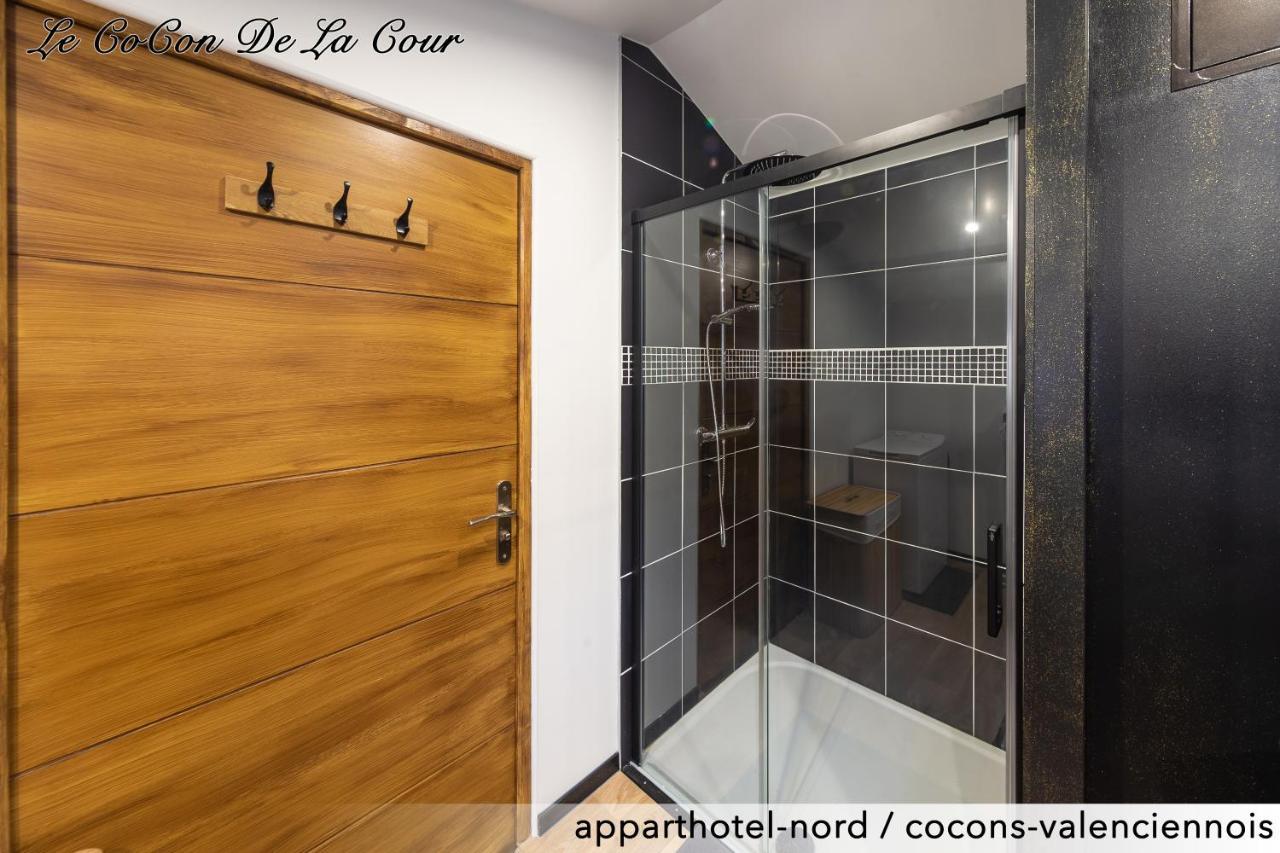 Le Cocon De La Cour Apartment Valenciennes Bagian luar foto